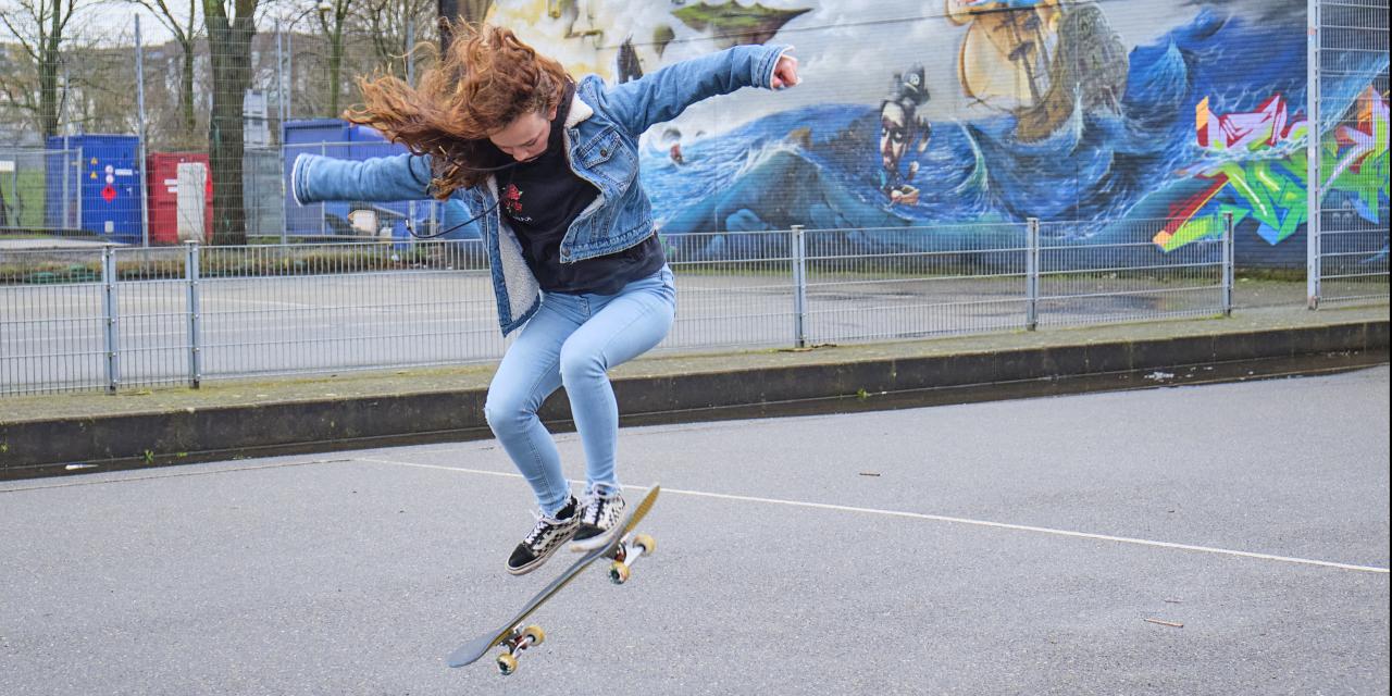 Deva skateboard